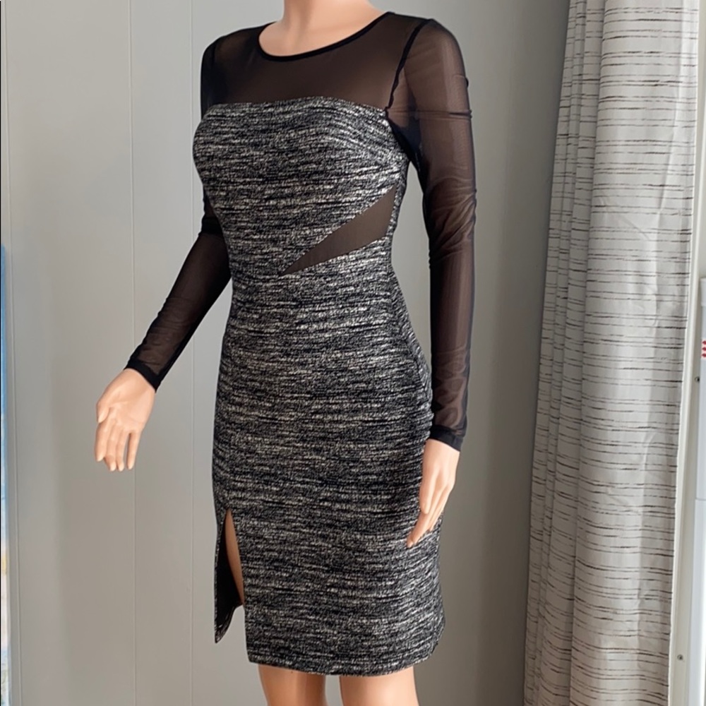 VINCE CAMUTO